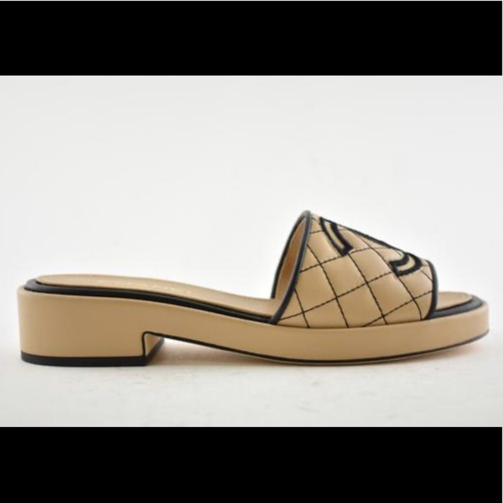 SOLD‼️Chanel CC sandal Sz 37.5 (6.5-7) - Picture 3 of 9
